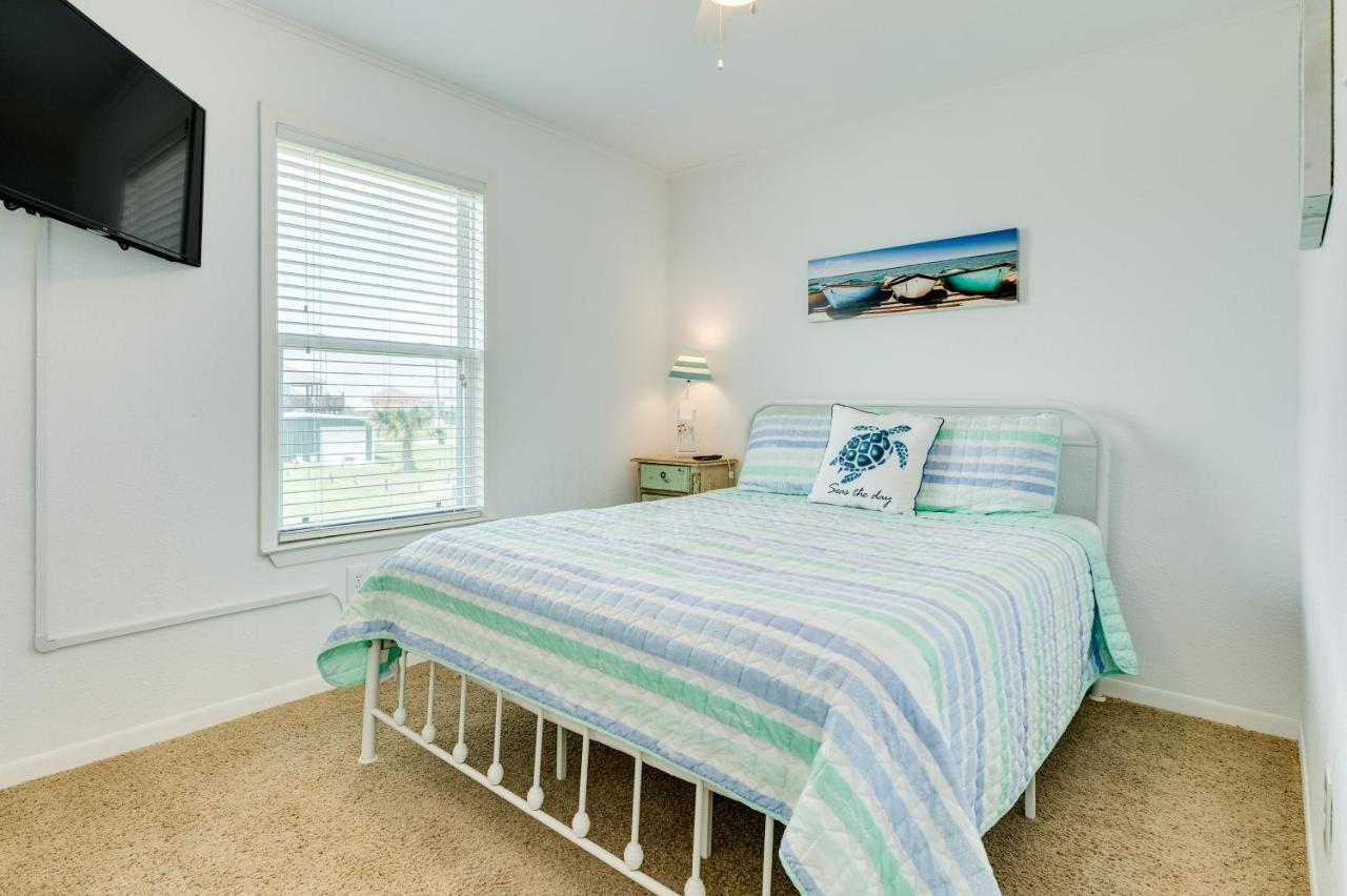 Turtle Sea-Renity Beach Cottage Crystal Beach Exteriör bild